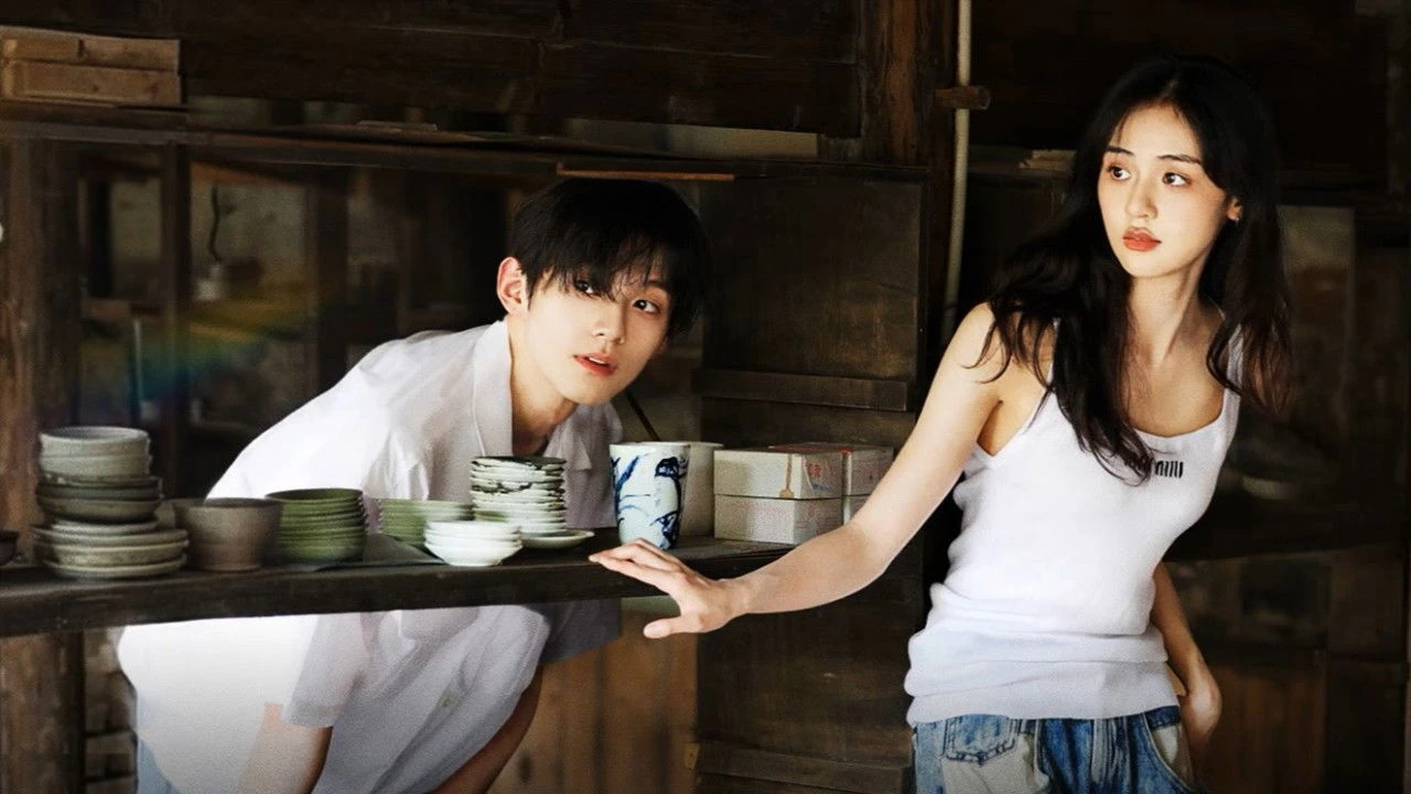 รอยรักบนเครื่องเคลือบ, ดูรอยรักบนเครื่องเคลือบ, รอยรักบนเครื่องเคลือบ EP.1-24 (จบ), รอยรักบนเครื่องเคลือบ ซับไทย, รอยรักบนเครื่องเคลือบ 2026, รอยรักบนเครื่องเคลือบ ดูฟรี, Glaze of Love, Glaze of Love ซับไทย, Glaze of Love 2026, รอยรักบนเครื่องเคลือบ ชีวิต